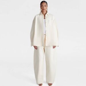 KBB by KAHLANA 'The Samira Long Sleeve Collared Denim Button Down' - Cream M